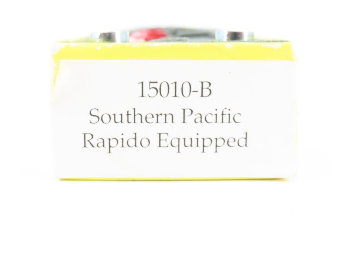 N Deluxe 15010-B SP Southern Pacific Twinstack Articulated Well Cars 5-Unit Set