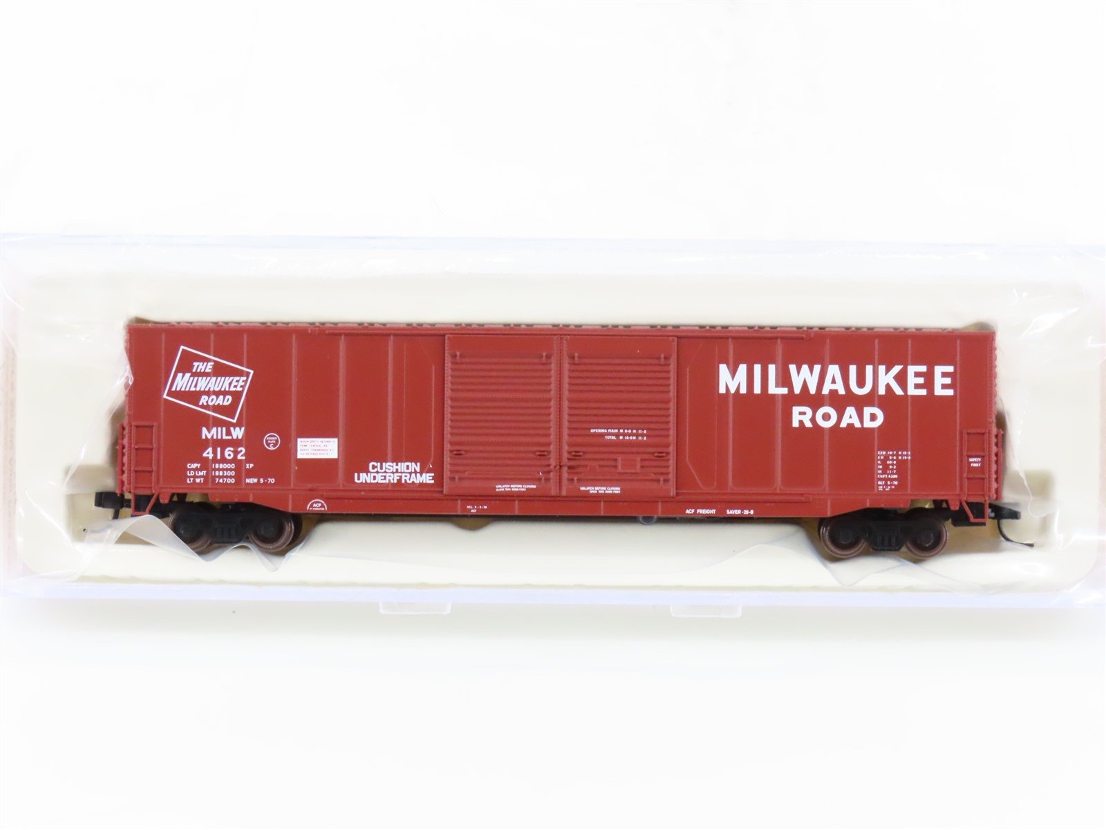 N Scale Atlas 36912 MILW Milwaukee Road 60' DD Auto Parts Boxcar #4162