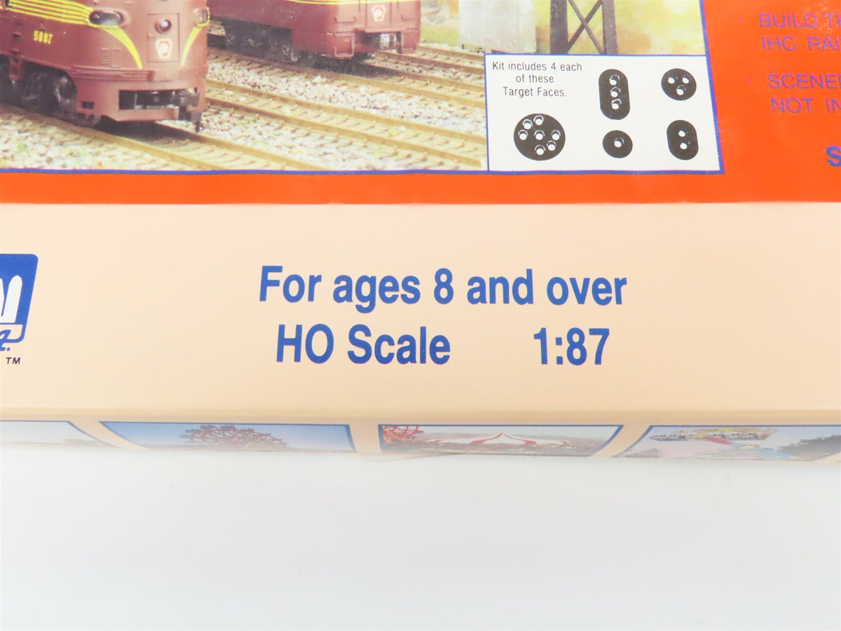 HO 1/87 Scale IHC Your Town USA Kit #5013 N&amp;W Norfolk &amp; Western Signal Bridge