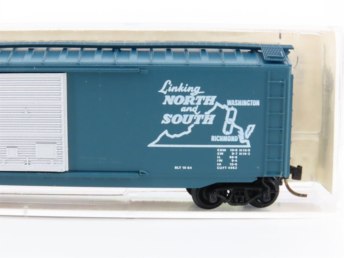 N Scale Micro-Trains MTL/Kadee 33020 RF&amp;P Railway 50&#39; Plug Door Boxcar #2482