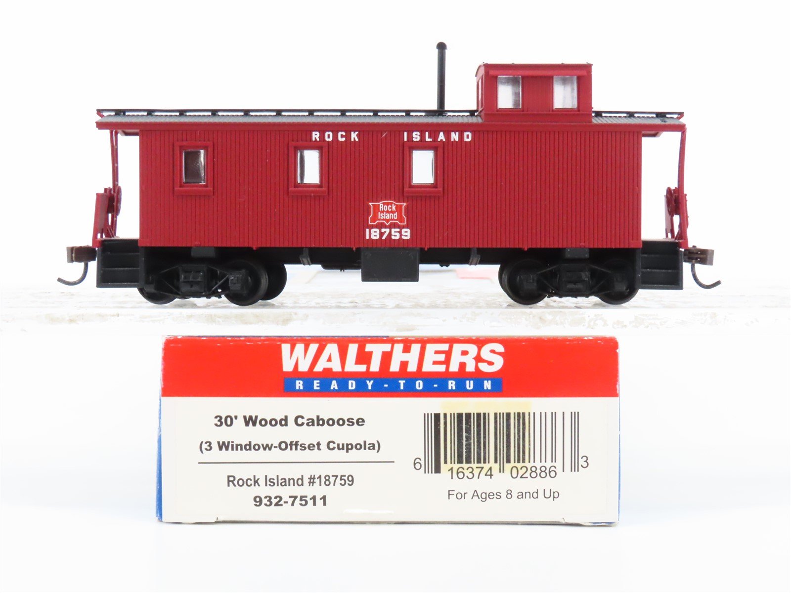 HO Scale Walthers 932-7511 RI Rock Island 30' Wood Offset Cupola Caboose #18759