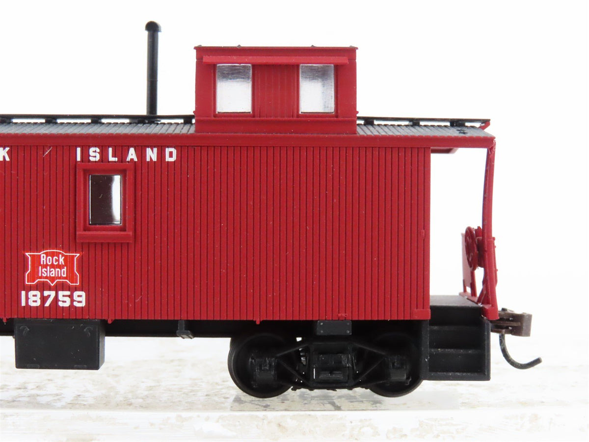 HO Scale Walthers 932-7511 RI Rock Island 30&#39; Wood Offset Cupola Caboose #18759