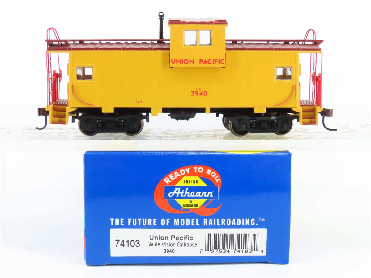 HO Scale Athearn 74103 UP Union Pacific Wide Vision Caboose #3940