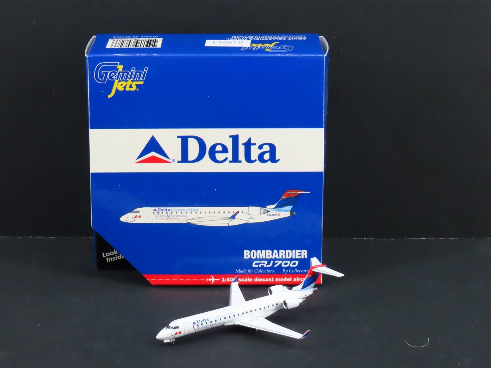 1:400 Gemini Jets GJDAL728 Die-Cast Delta Bombardier CRJ700 Aircraft N740EV