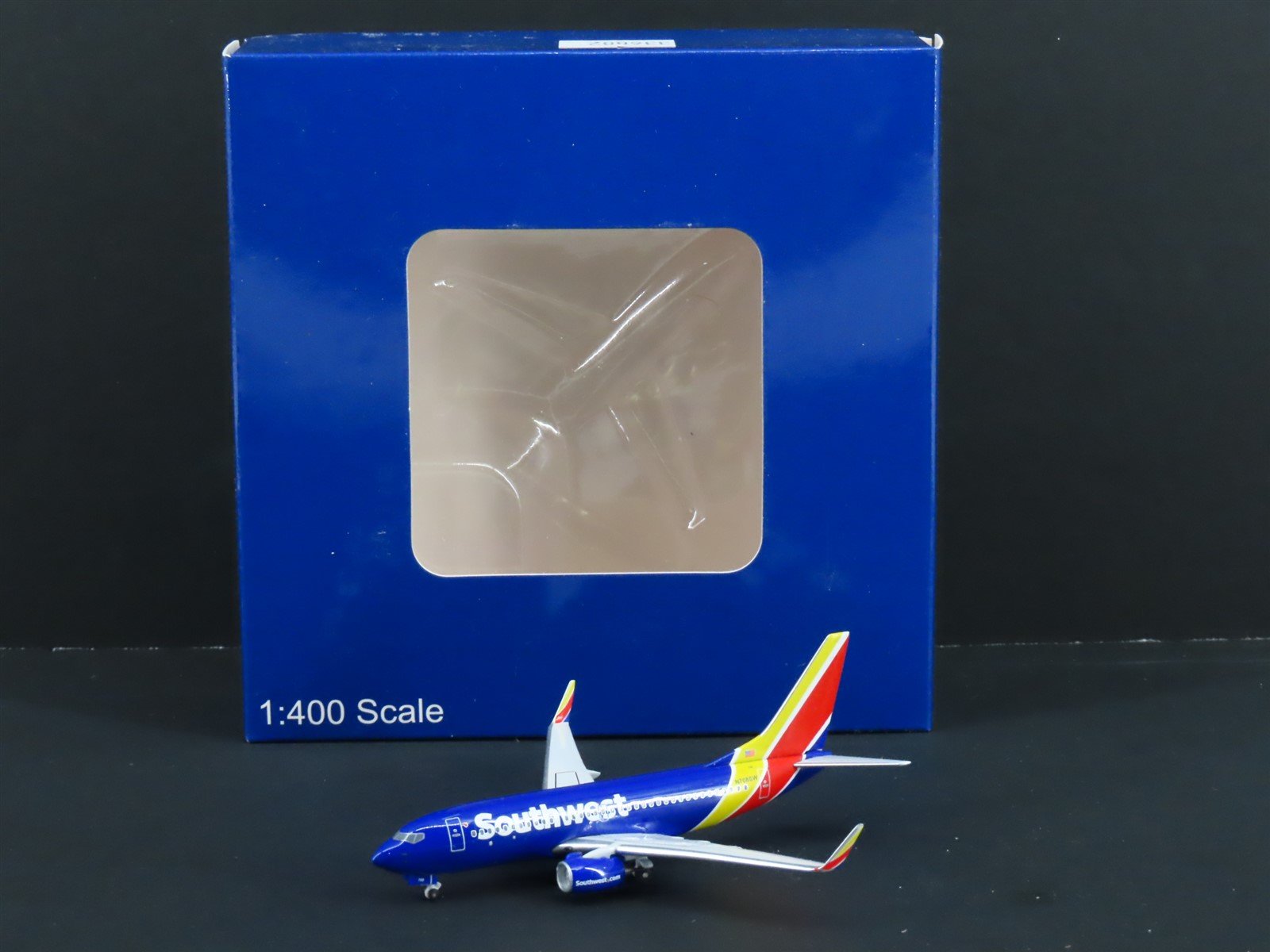 1:400 Aero Classics Die-Cast Southwest Airlines Boeing 737-700 Airliner