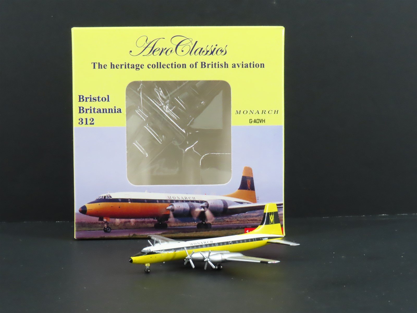 1:400 Aero Classics Die-Cast Monarch Bristol Britannia Airliner G-AOVH