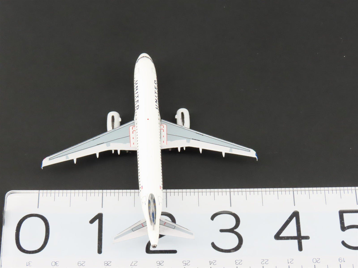 1:400 Aero Classics Baby Bus Die-Cast United Airlines Airbus A320-232 Airliner