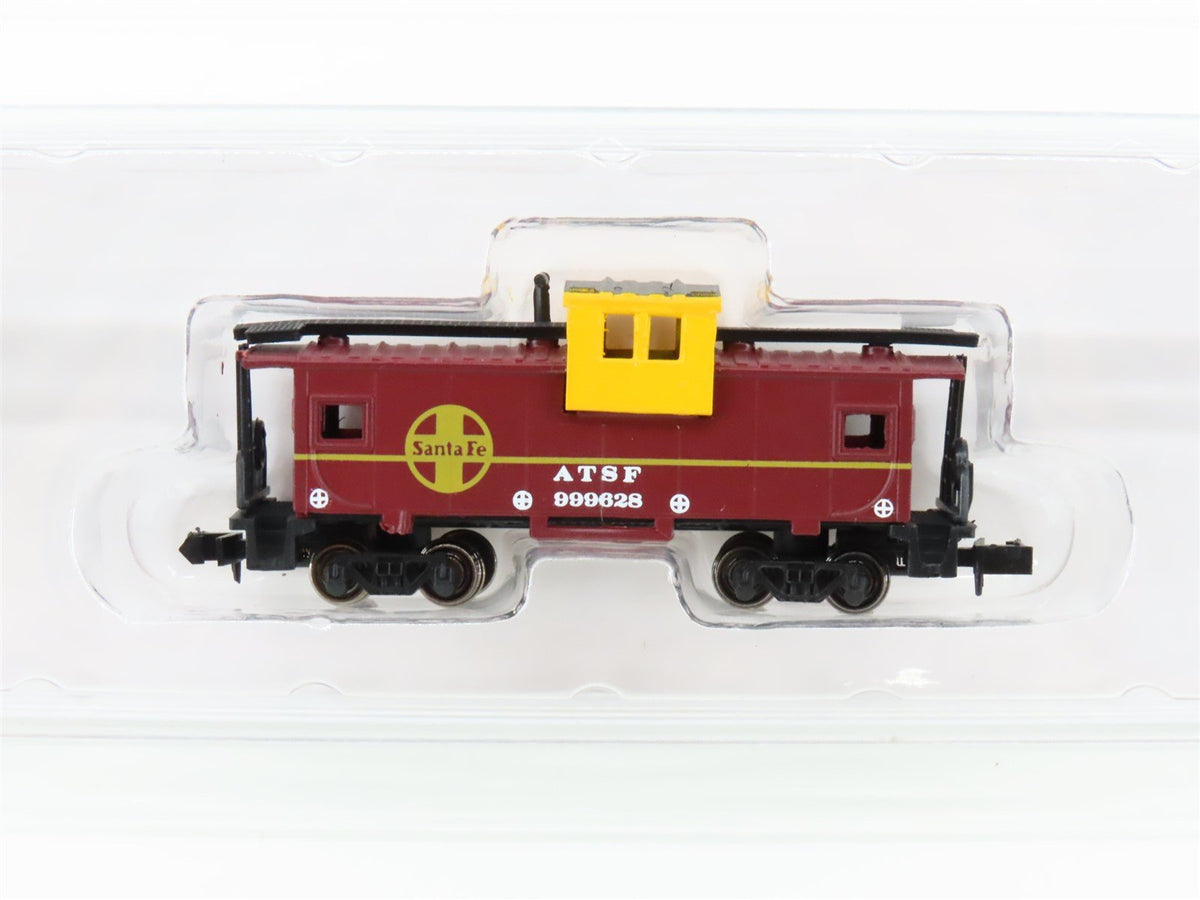 N Scale Bachmann Silver 70752 ATSF Santa Fe 36&#39; Extended Vision Caboose #999628