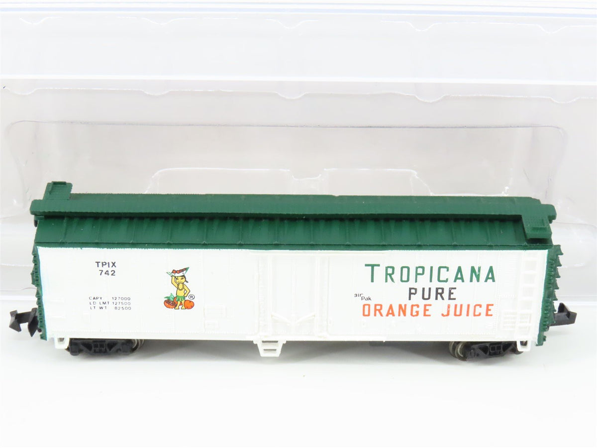 N Scale Bachmann 70997 TPIX Tropicana Orange Juice 50&#39; Steel Reefer #742