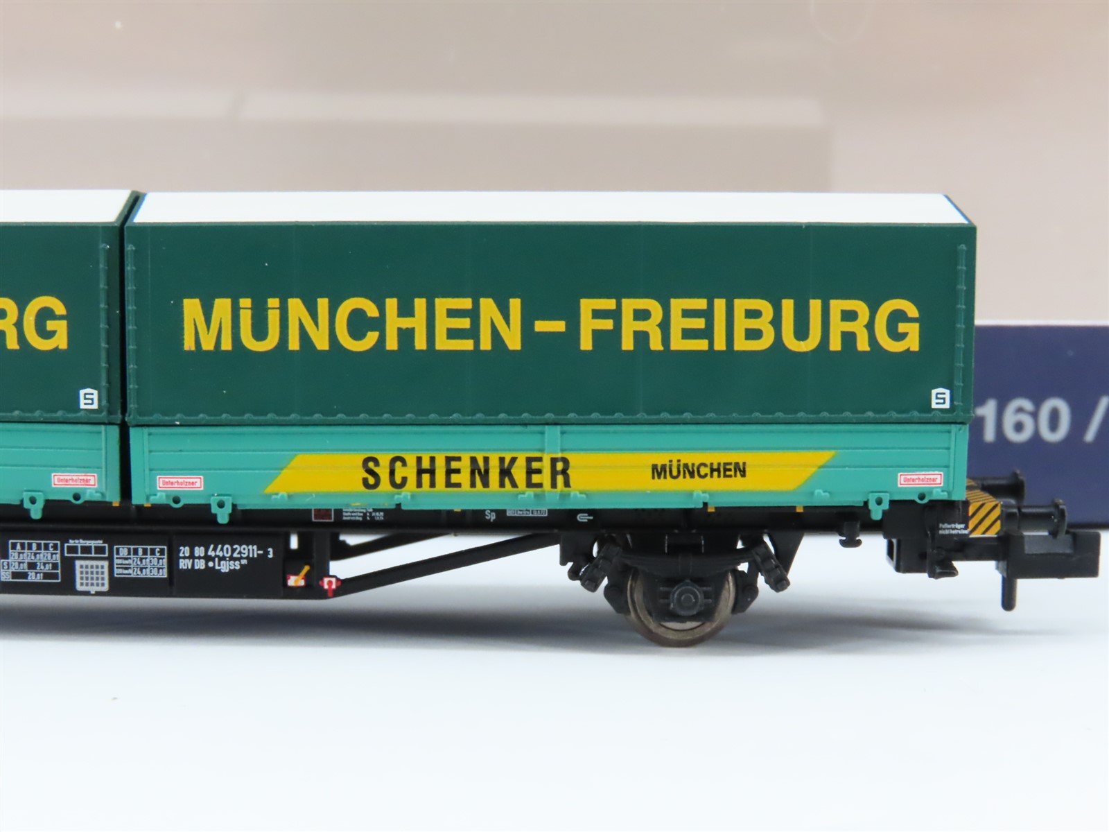 N Liliput L265220 DB German Type Lgjss571 Flat Car #911-3 w/ Schenker Containers