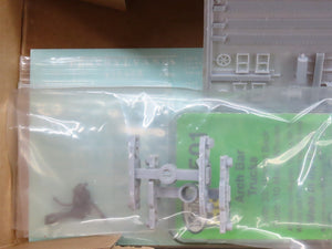 HO Funaro & Camerlengo Kit 8490 PRR One Piece Body Well Flat Car w/ Decals