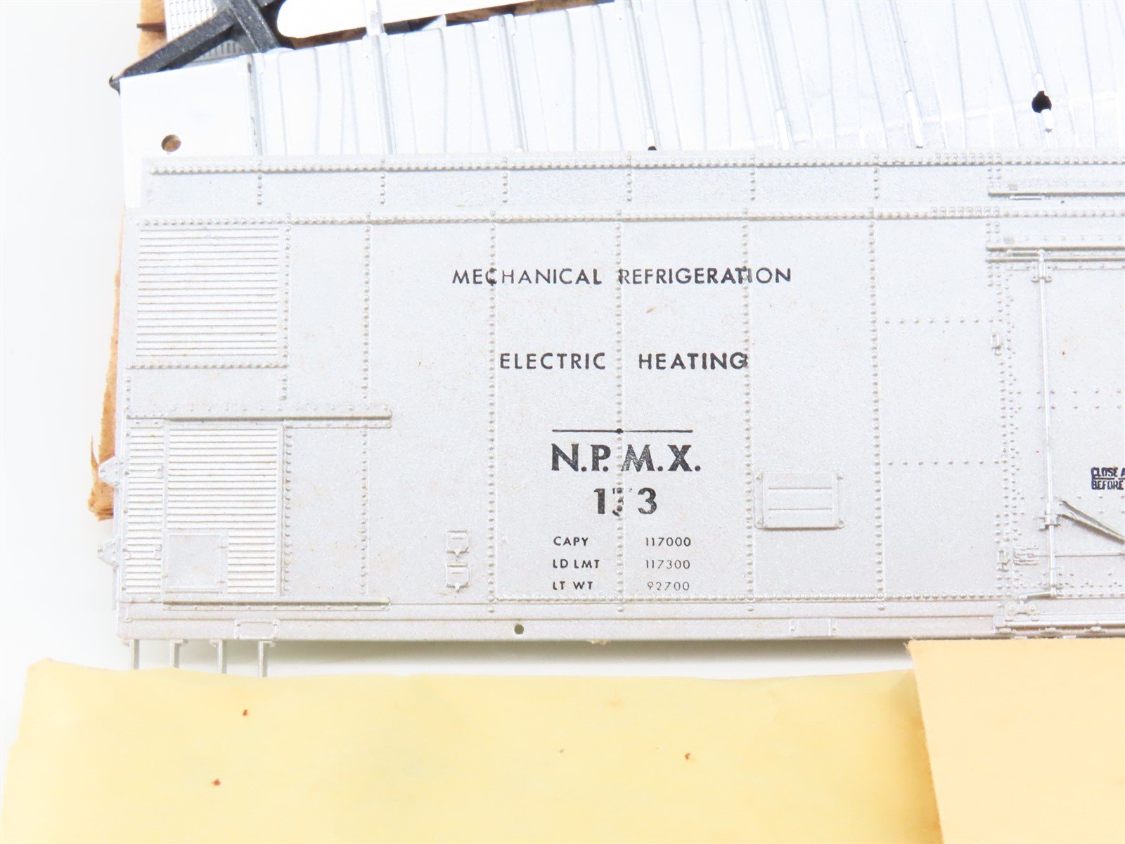 HO Golden Spike Series Kit G-2006-395 NPMX Northern Pacific 50' Mech. Reefer 173