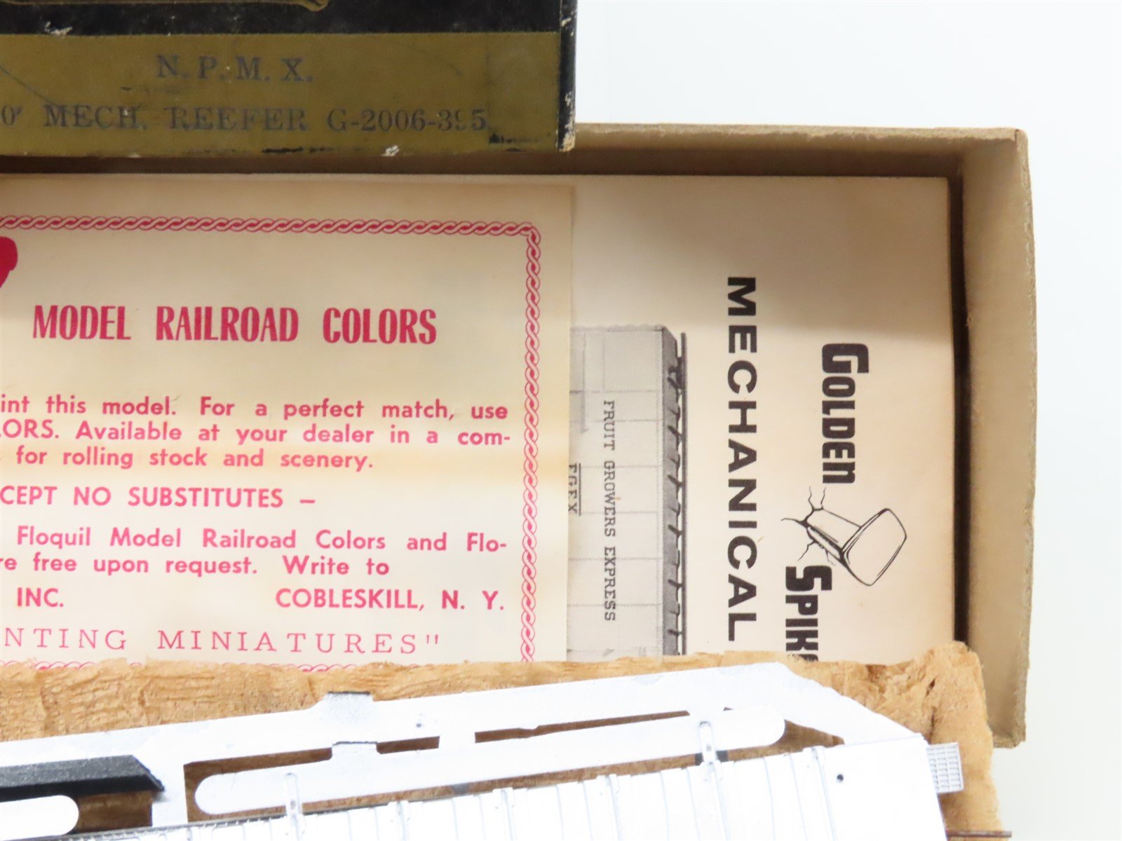 HO Golden Spike Series Kit G-2006-395 NPMX Northern Pacific 50' Mech. Reefer 173