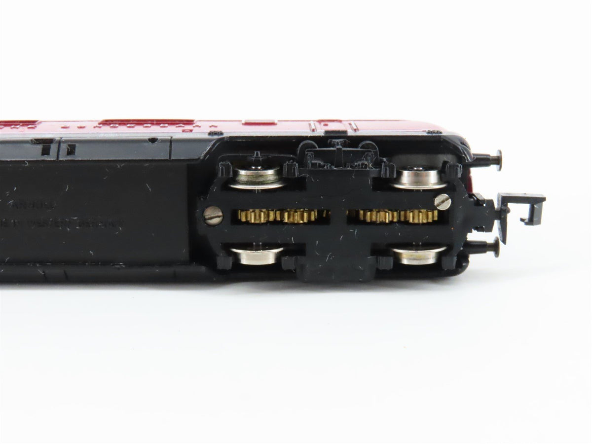 N Scale Arnold 0153 DB Deutsche Bundesbahn V200 Diesel Passenger Train Set