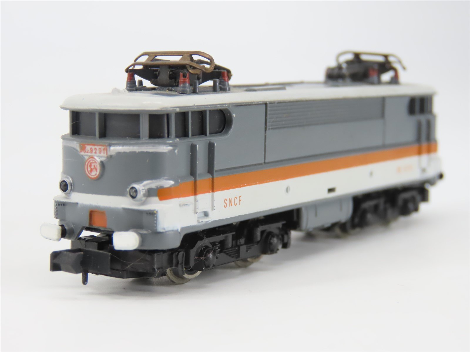 N Scale Arnold 2481 SNCF French National 141 Electric Locomotive #9291