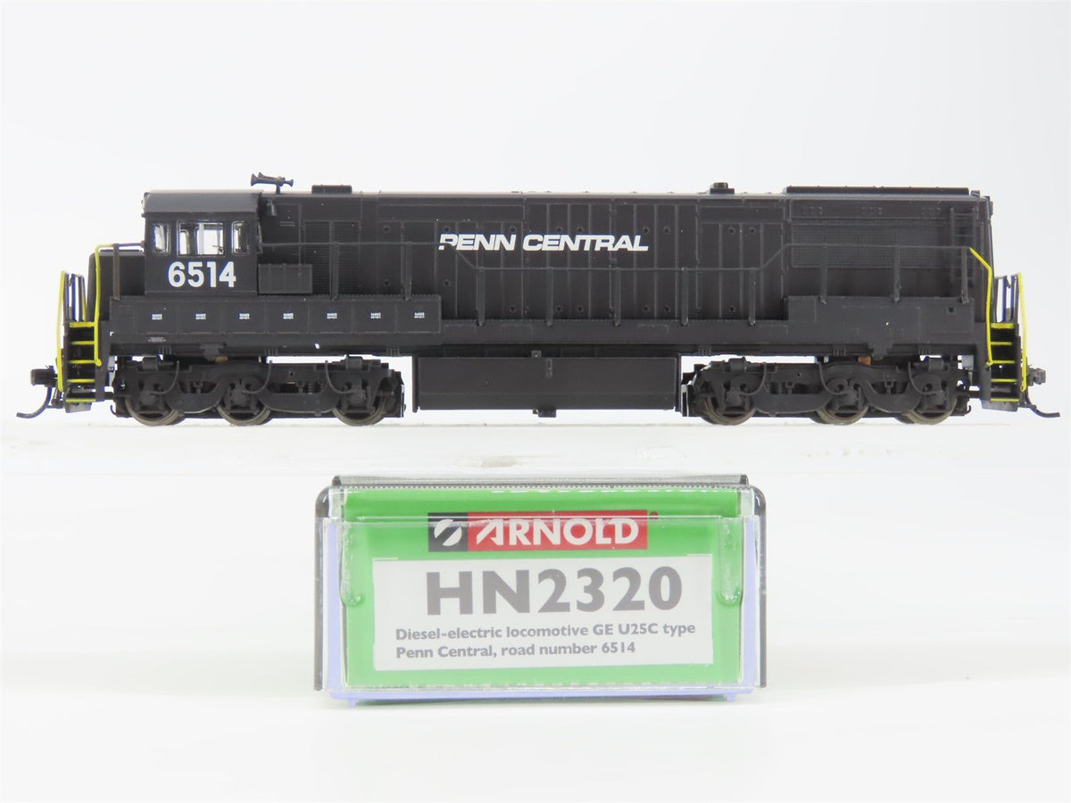N Scale Arnold HN2320 PC Penn Central U25C Diesel Locomotive #6514