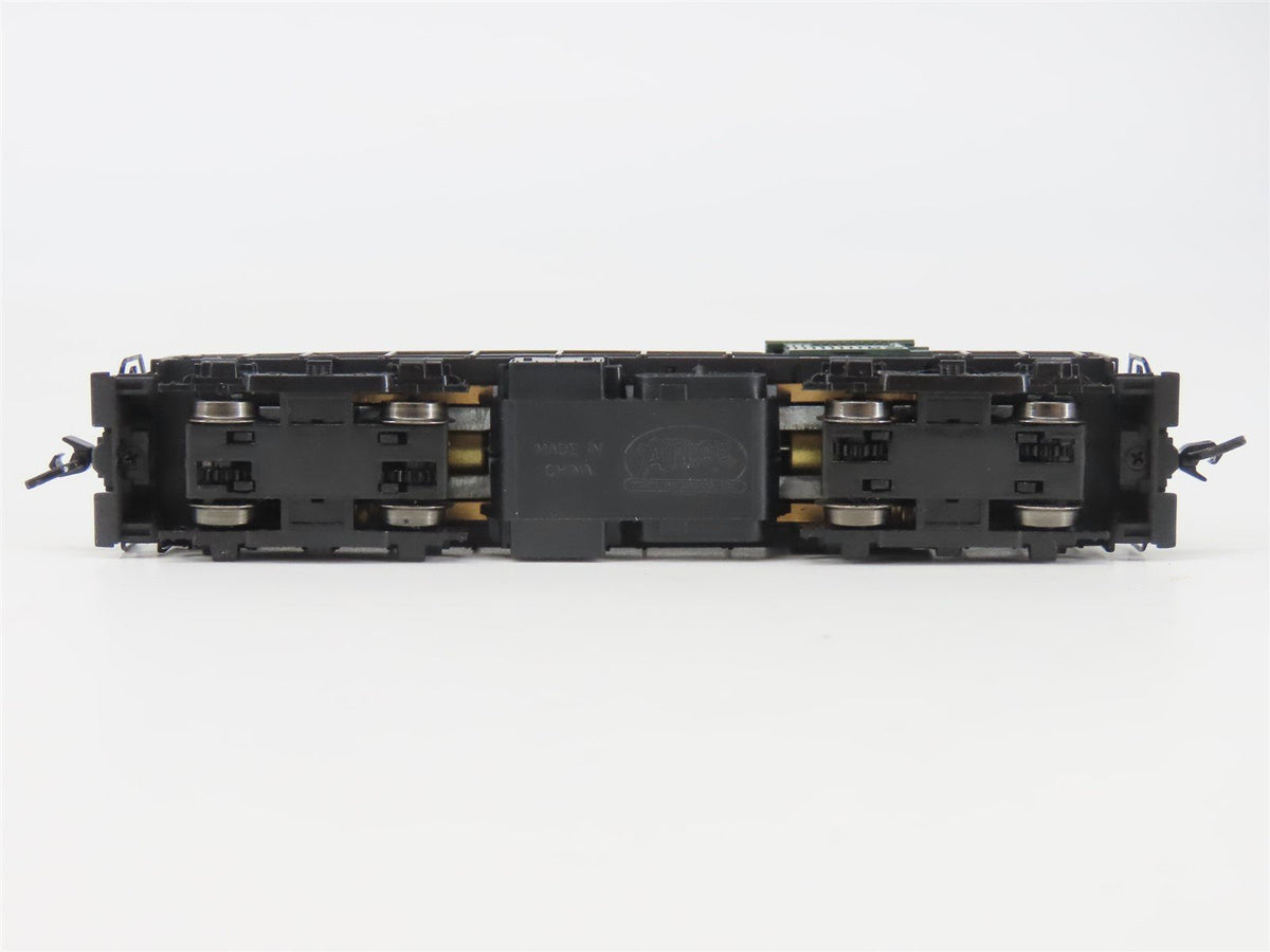 N Scale Atlas Classic 44055 Black River &amp; Western RS1 Diesel Locomotive #57