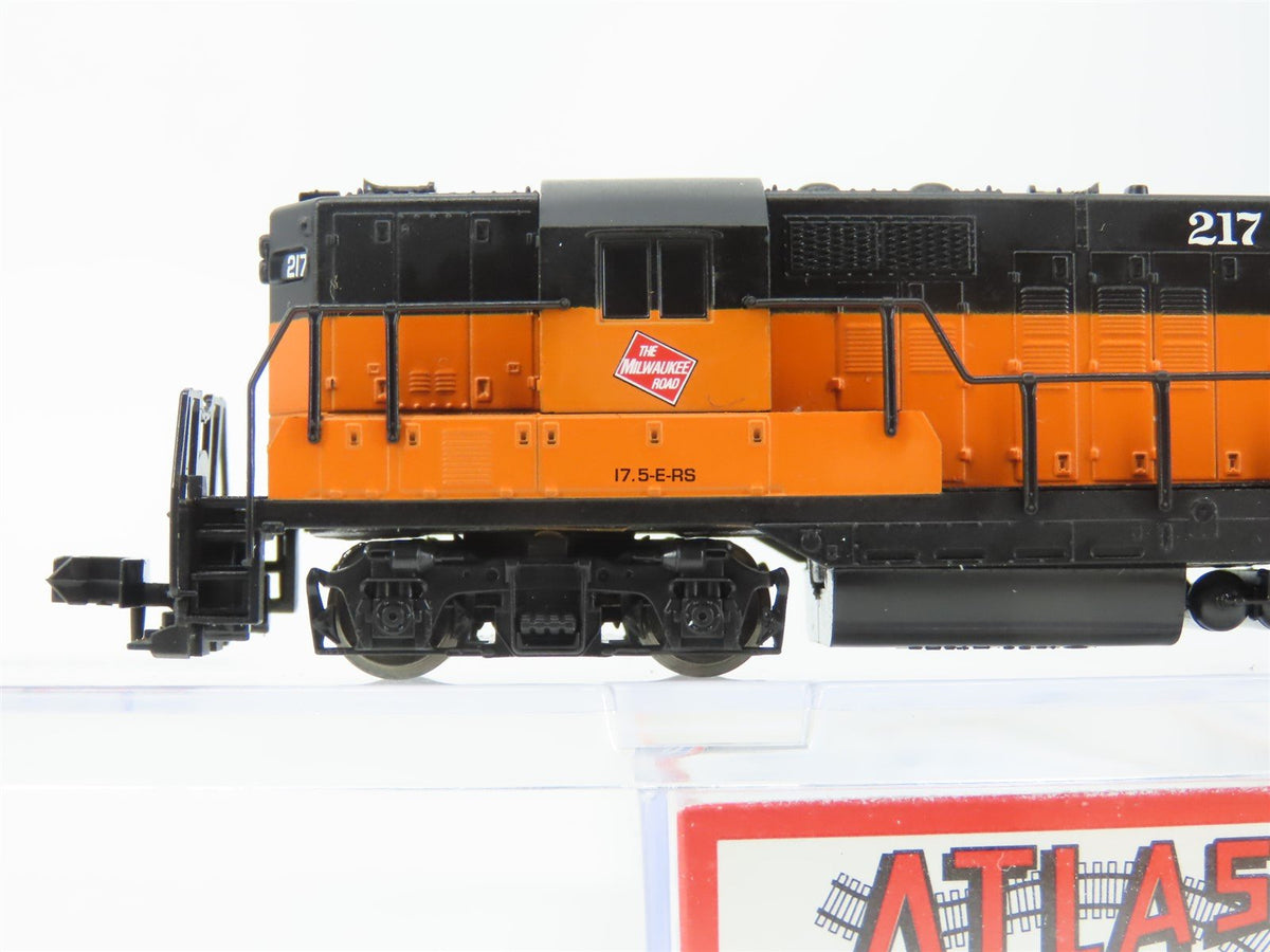 N Scale Atlas 48320 MILW Milwaukee Road GP9 Ph2 Diesel Locomotive #217