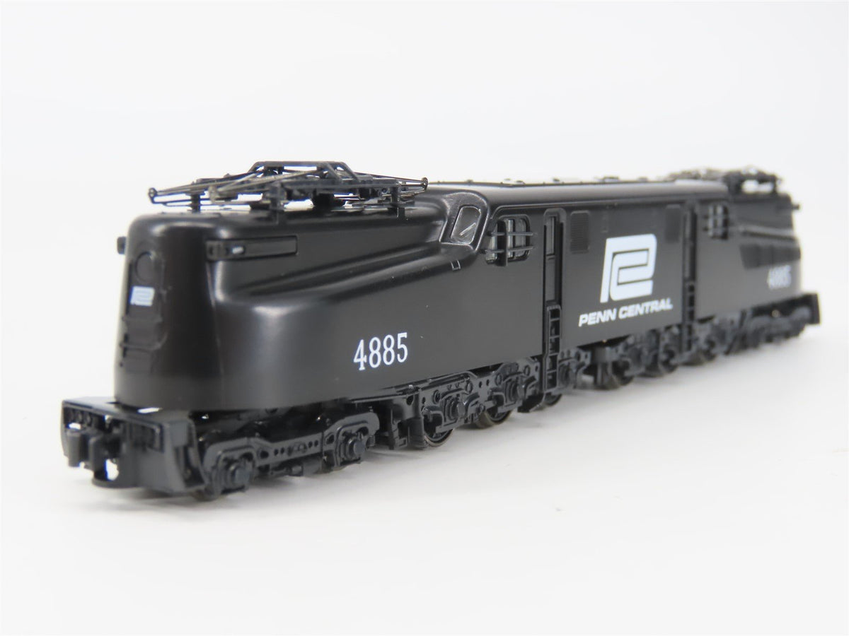 N Scale KATO 137-2023 PC Penn Central GG1 Electric Locomotive #4885