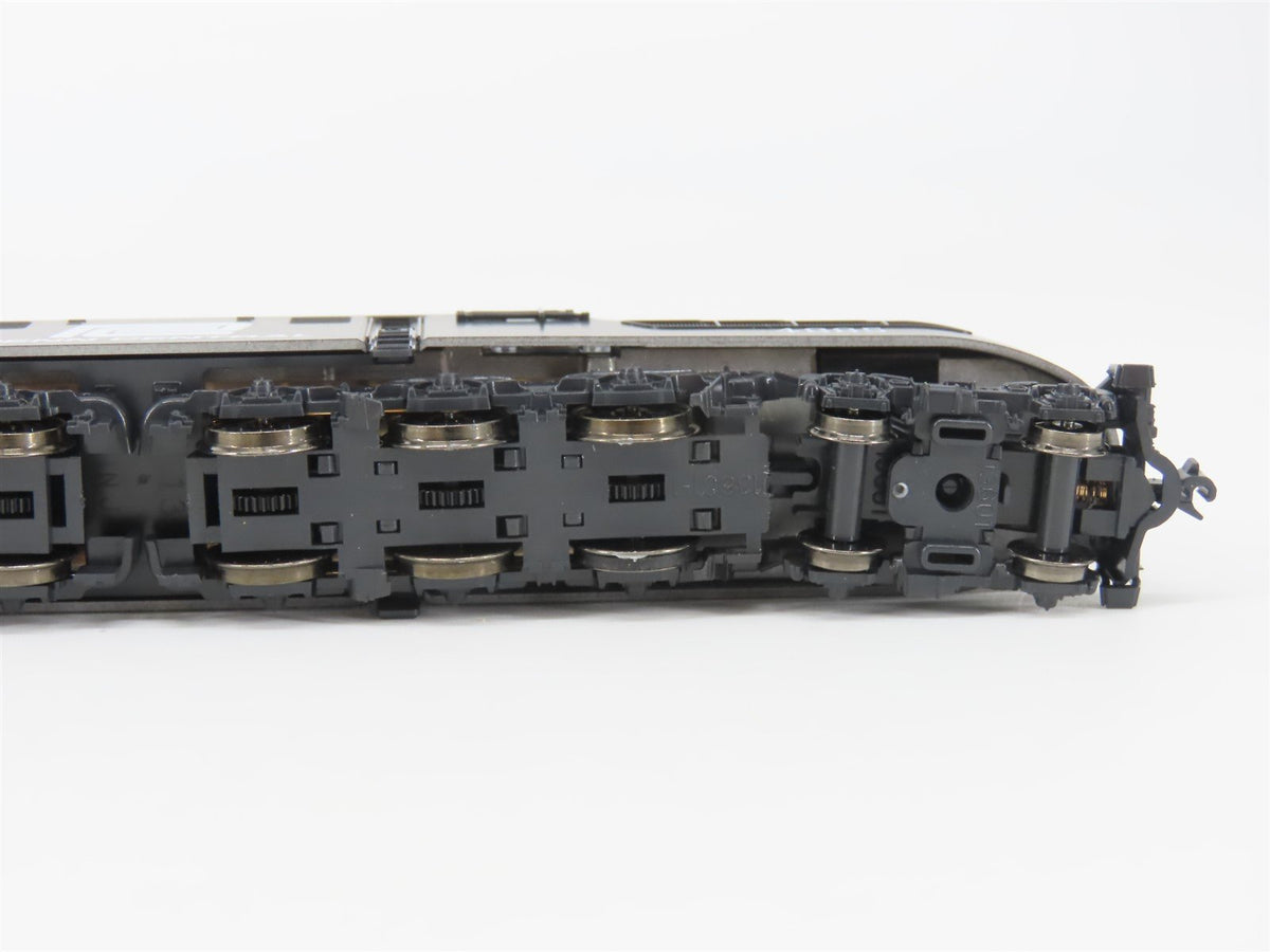 N Scale KATO 137-2023 PC Penn Central GG1 Electric Locomotive #4885