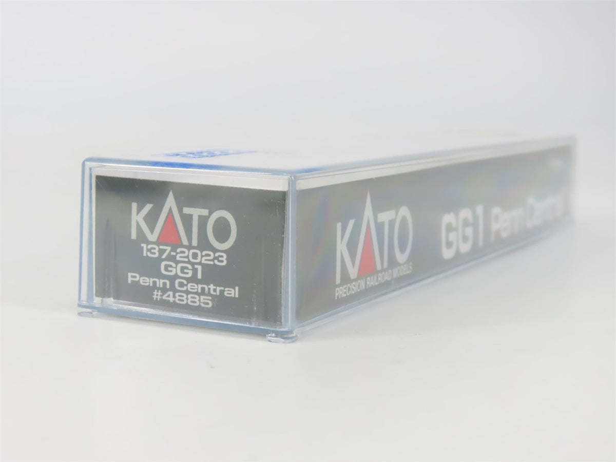 N Scale KATO 137-2023 PC Penn Central GG1 Electric Locomotive #4885
