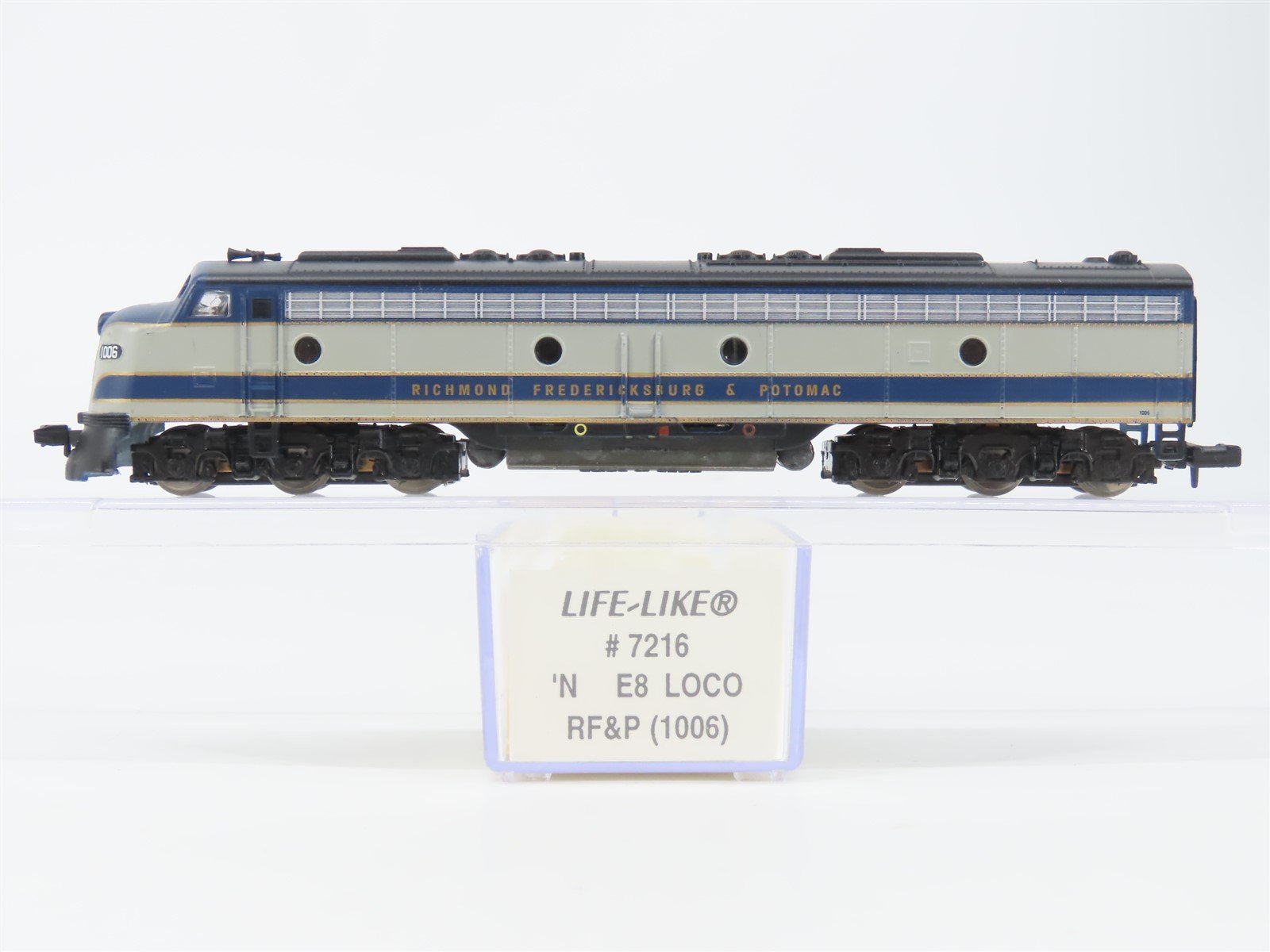 N Scale Life-Like 7216 Richmond Fredericksburg & Potomac E8A Diesel Loco #1006