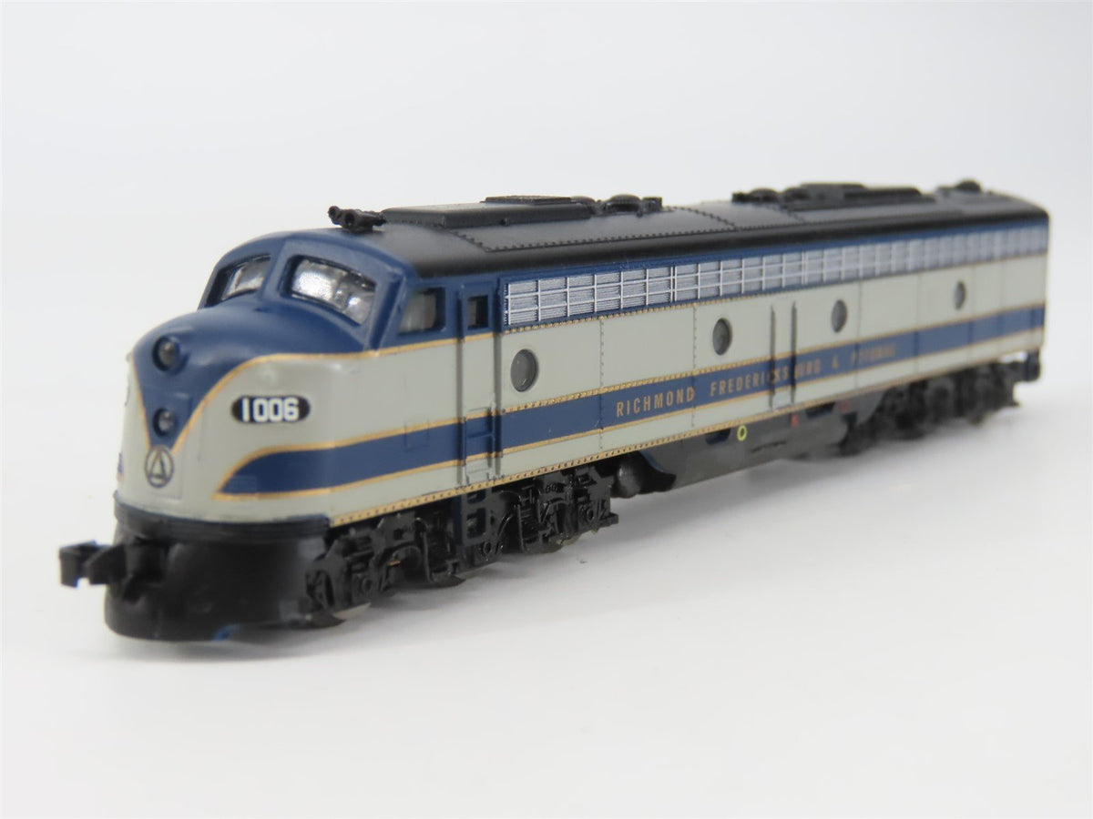 N Scale Life-Like 7216 Richmond Fredericksburg &amp; Potomac E8A Diesel Loco #1006