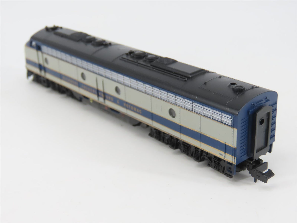 N Scale Life-Like 7216 Richmond Fredericksburg &amp; Potomac E8A Diesel Loco #1006