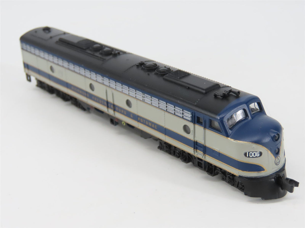N Scale Life-Like 7216 Richmond Fredericksburg &amp; Potomac E8A Diesel Loco #1006