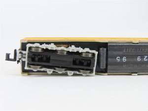 N Scale Life-Like 7196 MILW Milwaukee Road E8A Diesel Locomotive #33