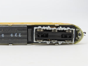 N Scale Life-Like 7196 MILW Milwaukee Road E8A Diesel Locomotive #33