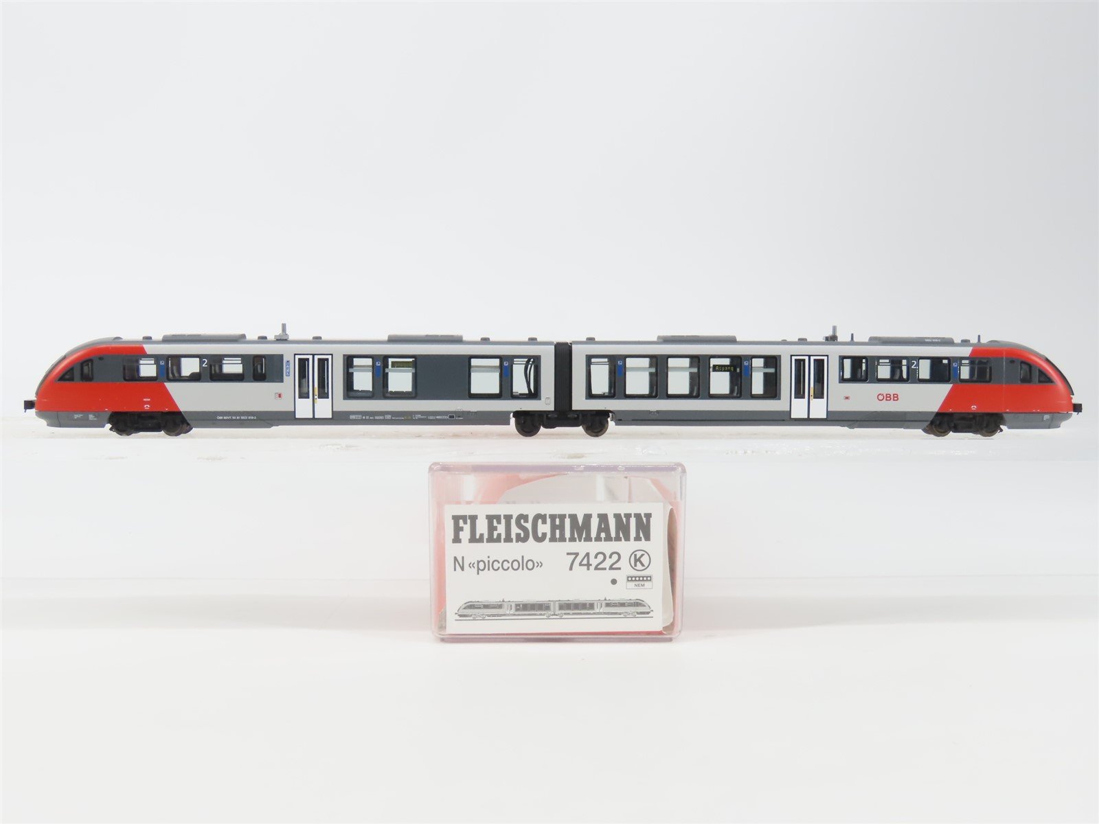 N Scale Fleischmann 7422 OBB Austrian Federal BR 5022 Diesel Railcar #010-2