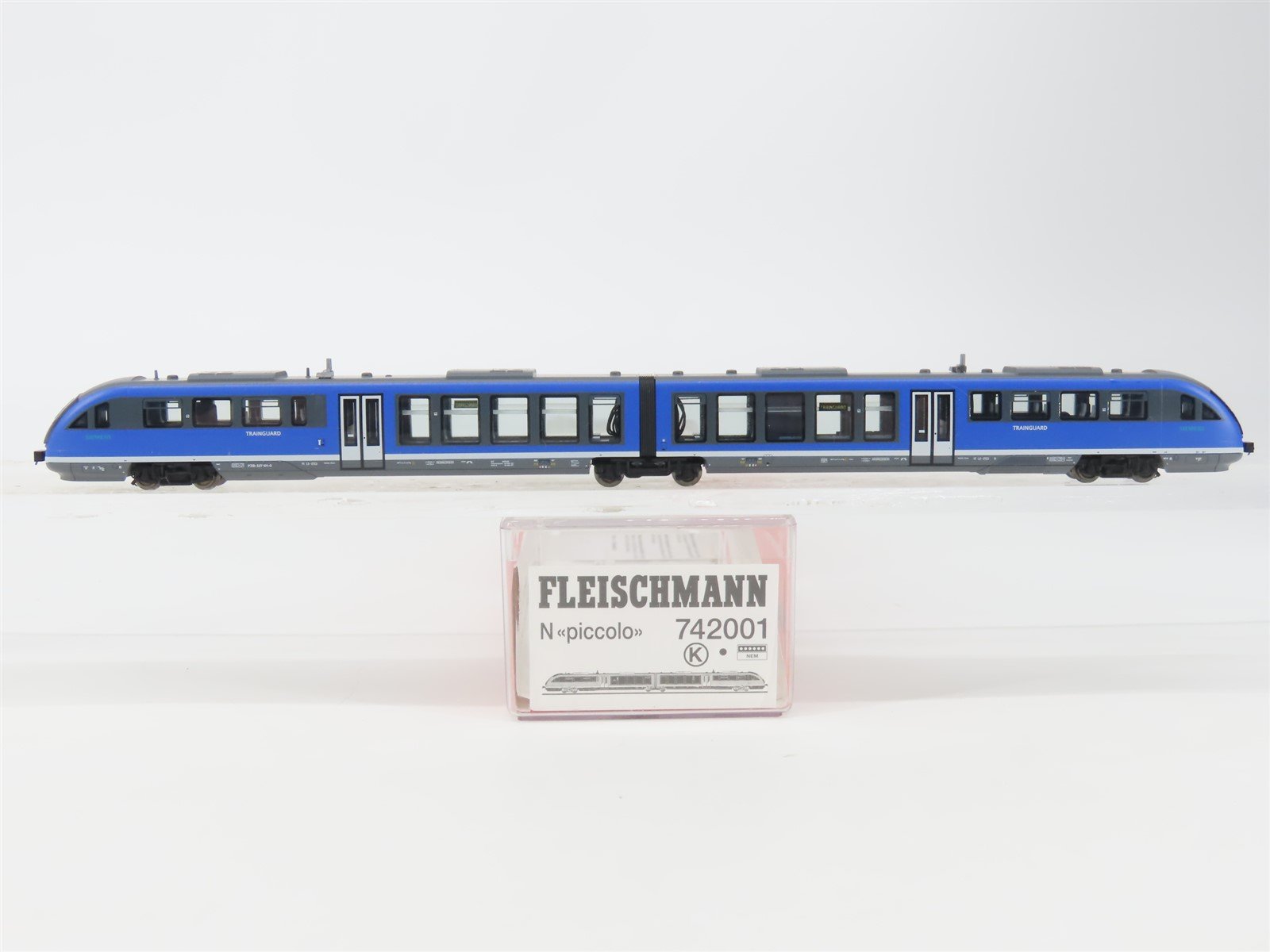 N Scale Fleischmann 742001 Desiro Siemens Trainguard Diesel Railcar #101-0