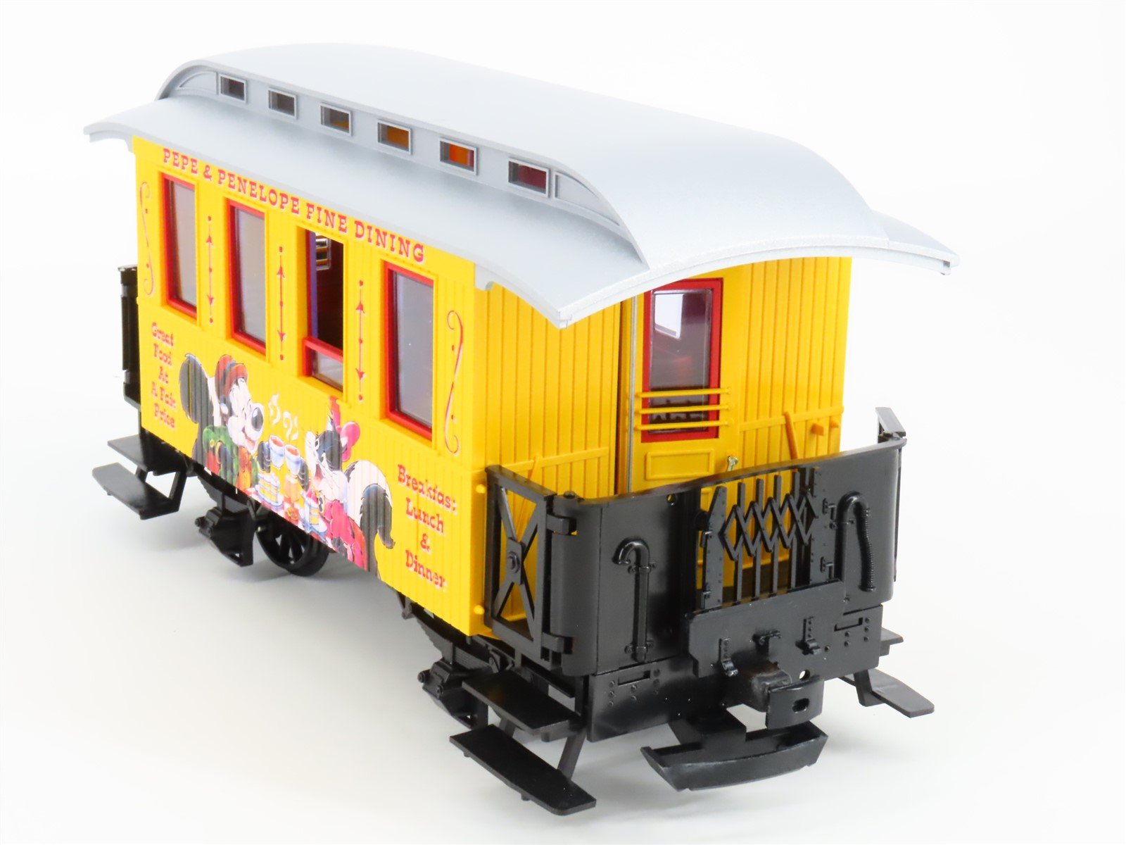 G Scale LGB 35065 Looney Tunes Pepe & Penelope Fine Dining Passenger Car