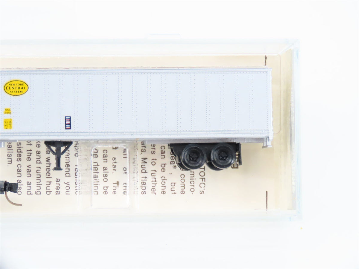 N Kadee Micro-Trains MTL 64010 TOFC ATSF Flat Car #293274 w/ NYC Trailer