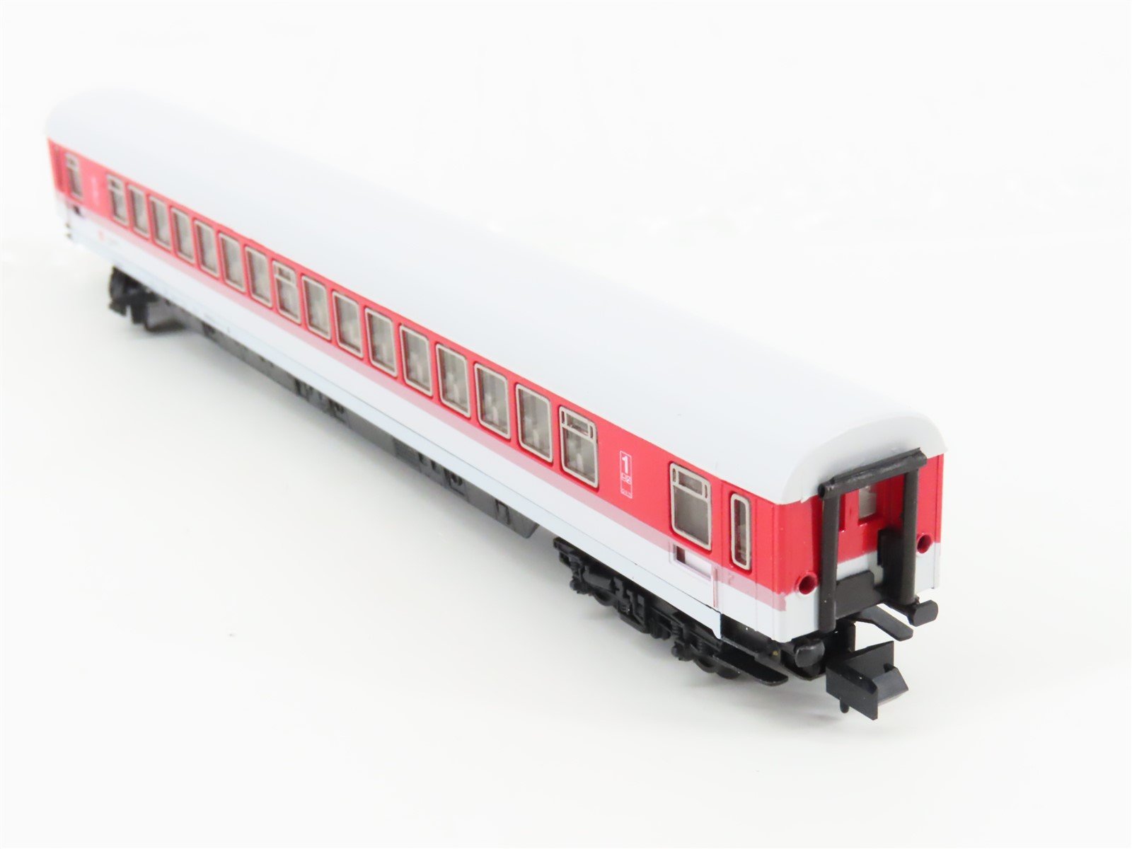 N Scale Arnold 3823 DB Deutsche Bahn 1st Class Coach Passenger #1890016
