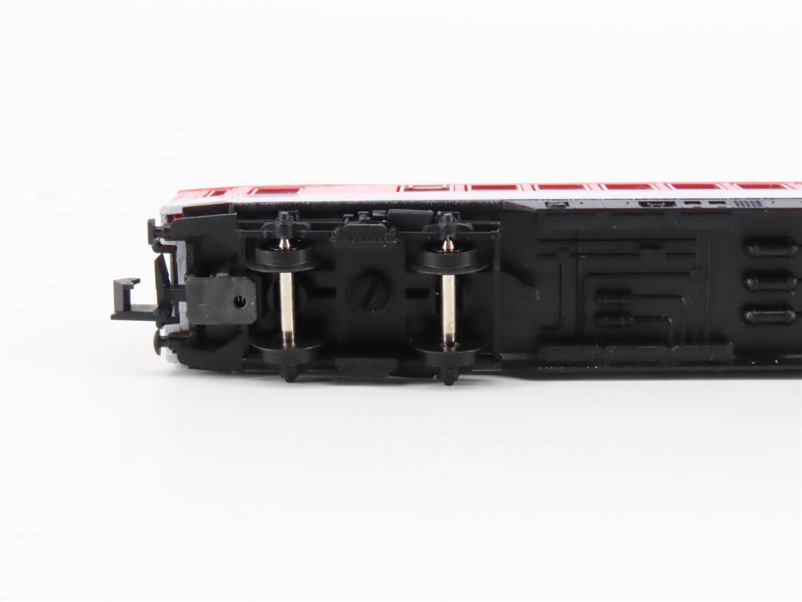 N Scale Arnold 3823 DB Deutsche Bahn 1st Class Coach Passenger #1890016