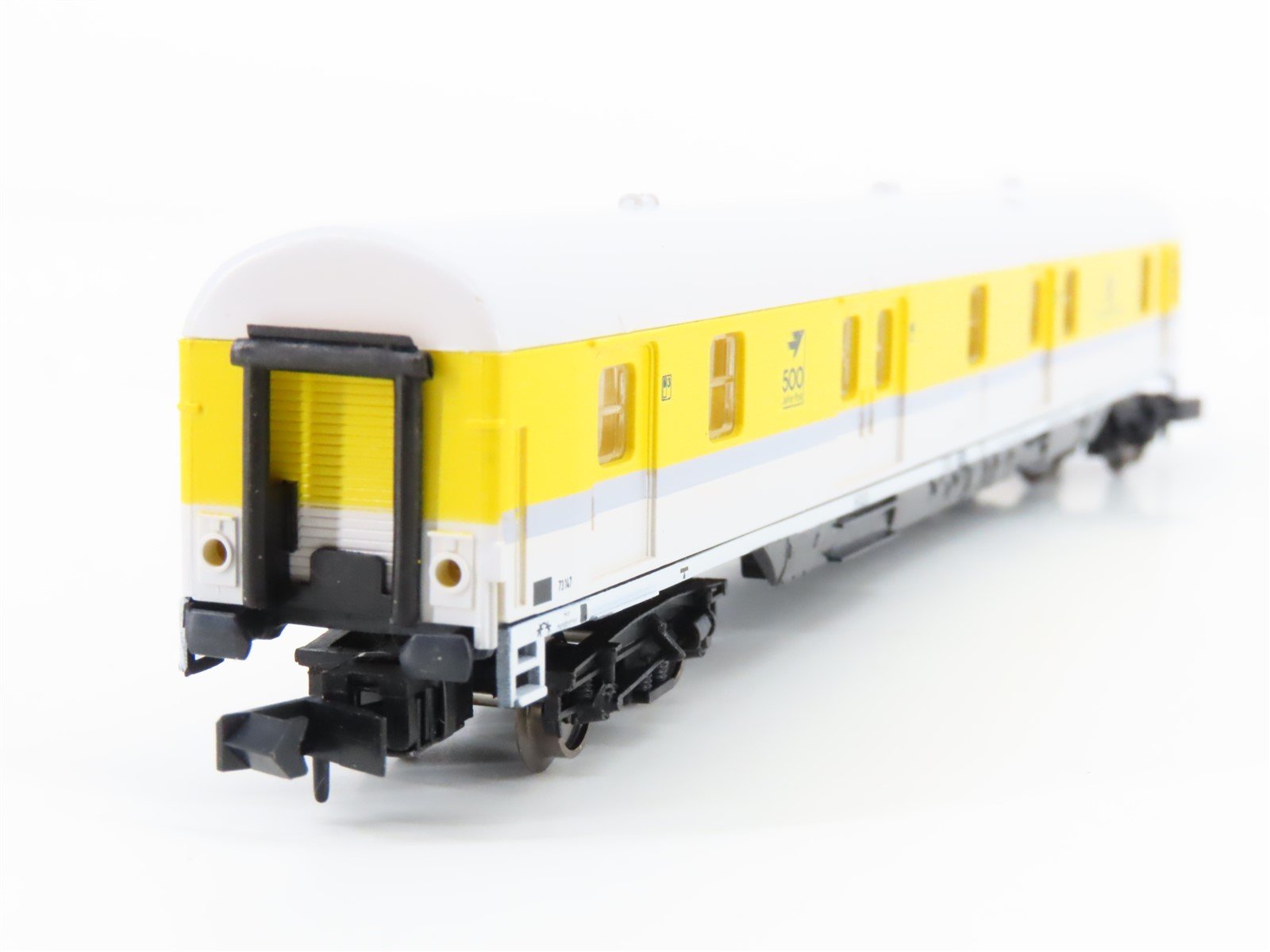 N Scale Arnold 3281 DBP Deutsche Bundespost 500 Jahre Post Mail Passenger
