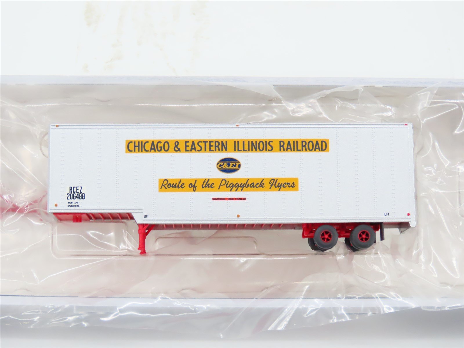 N Trainworx 40303-08 C&EI Railroad 40' Drop Frame Semi Trailer RCEZ 206488