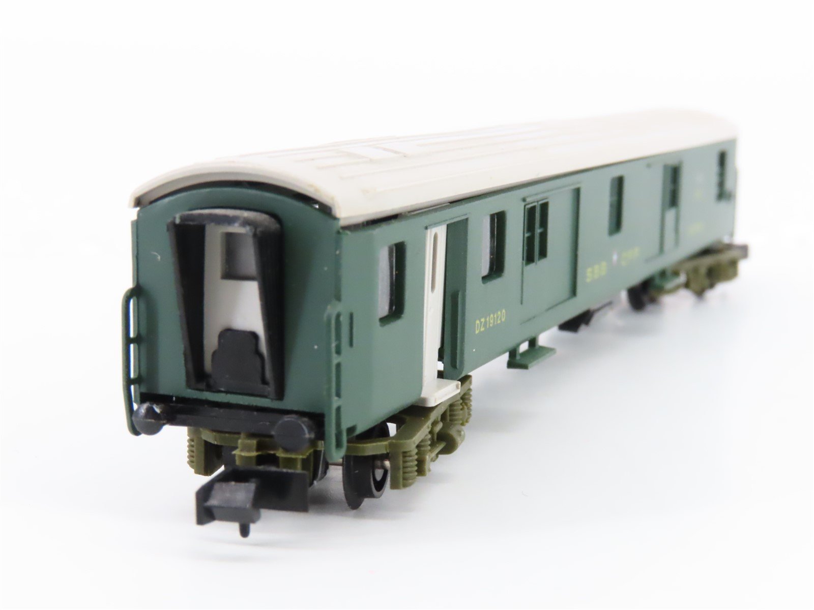 N Scale Arnold 3702CH SBB CFF Swiss Federal Railways Baggage Passenger #19120