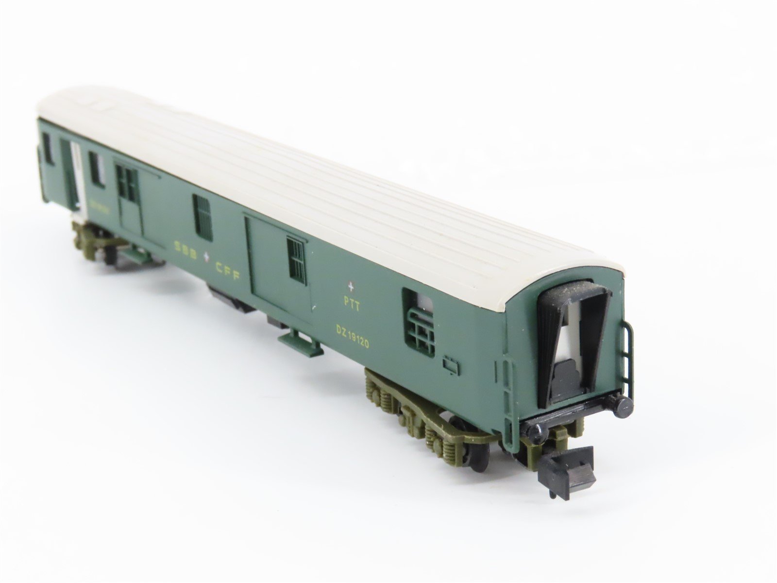 N Scale Arnold 3702CH SBB CFF Swiss Federal Railways Baggage Passenger #19120