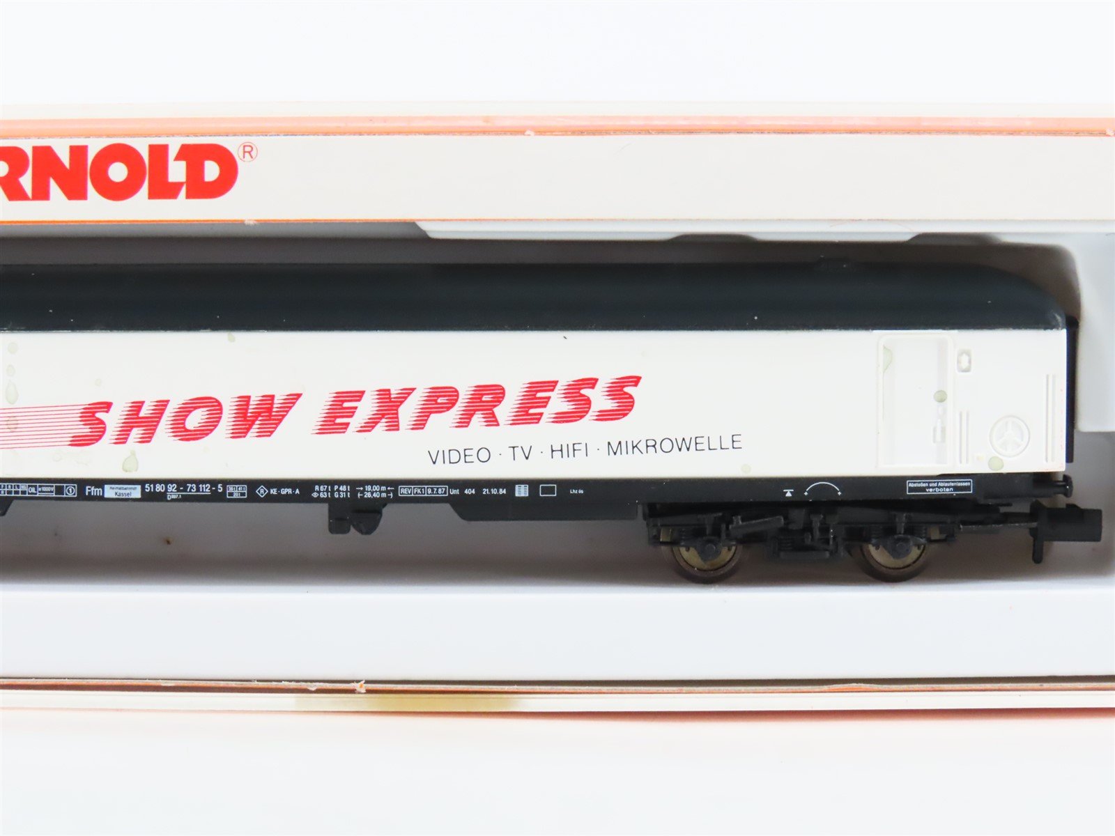 N Scale Arnold 3886K Gold Star Show Express Baggage Passenger #9273112