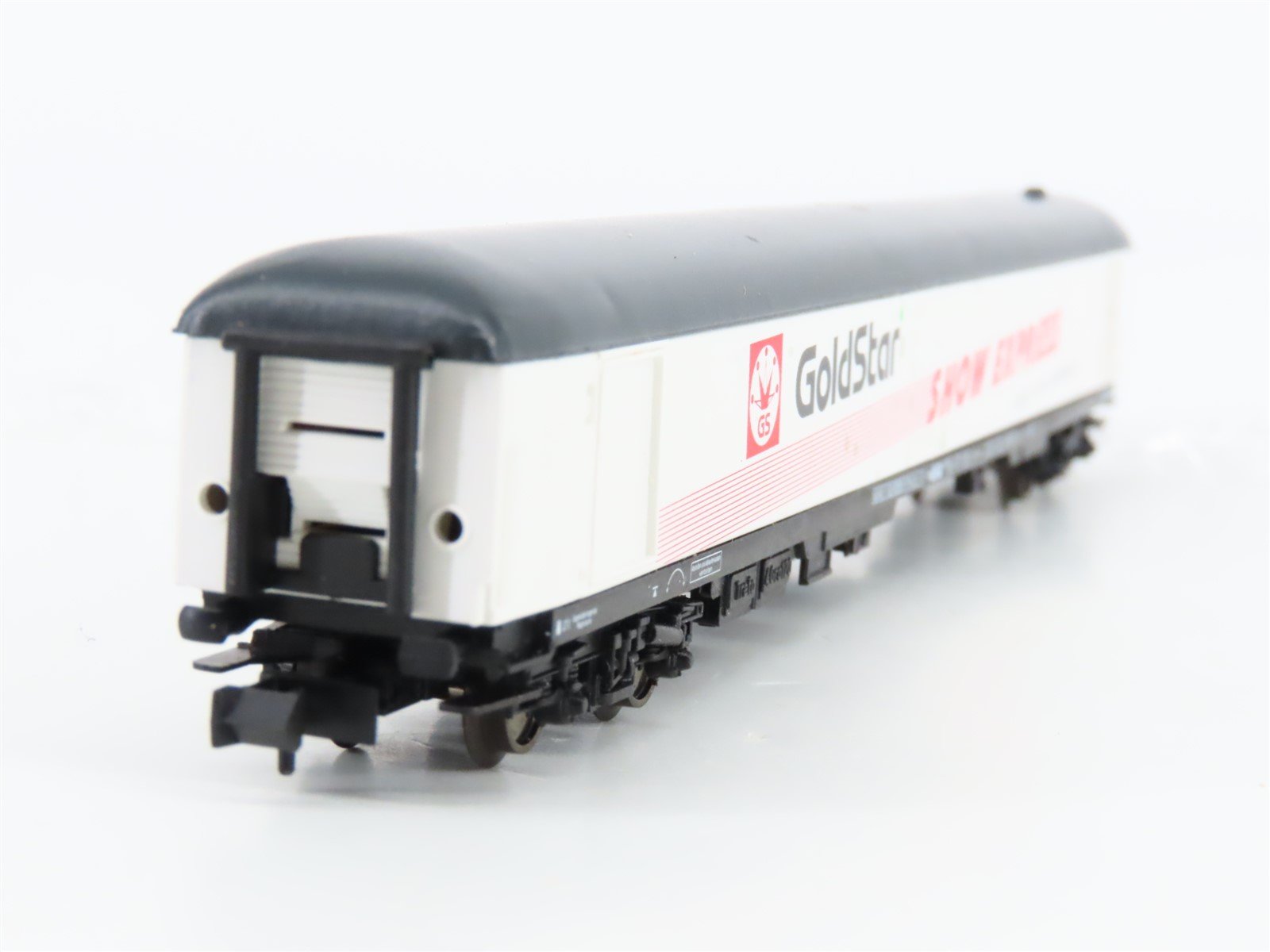 N Scale Arnold 3886K Gold Star Show Express Baggage Passenger #9273112
