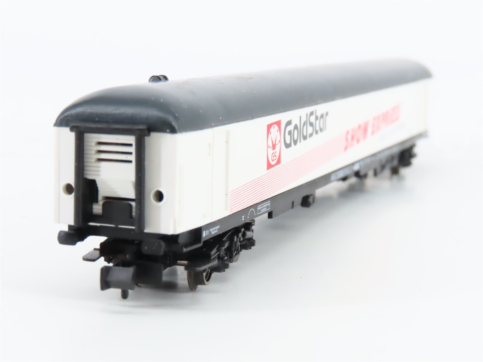 N Scale Arnold 3886K Gold Star Show Express Baggage Passenger #9273112