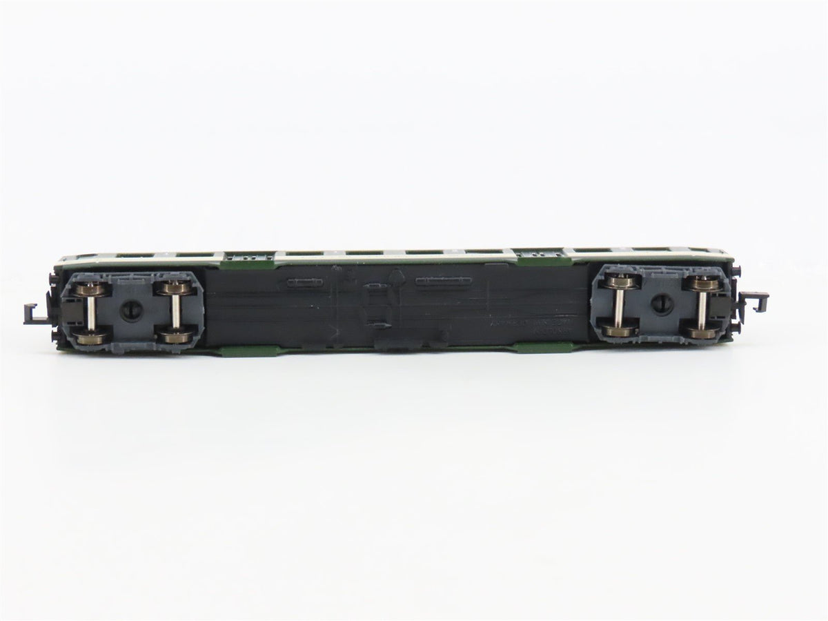 N Scale Arnold 3705 Mittel-Thurgau-Bahn 1st &amp; 2nd Class Passenger