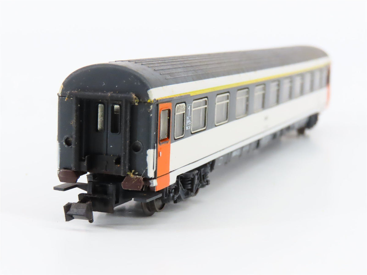N Scale Arnold 3820 SNCF French National Railways 1st Class Passenger #1970908