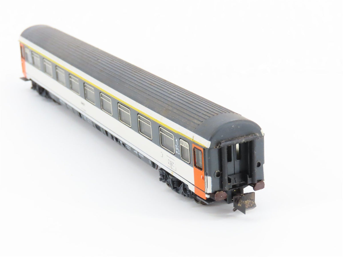 N Scale Arnold 3820 SNCF French National Railways 1st Class Passenger #1970908