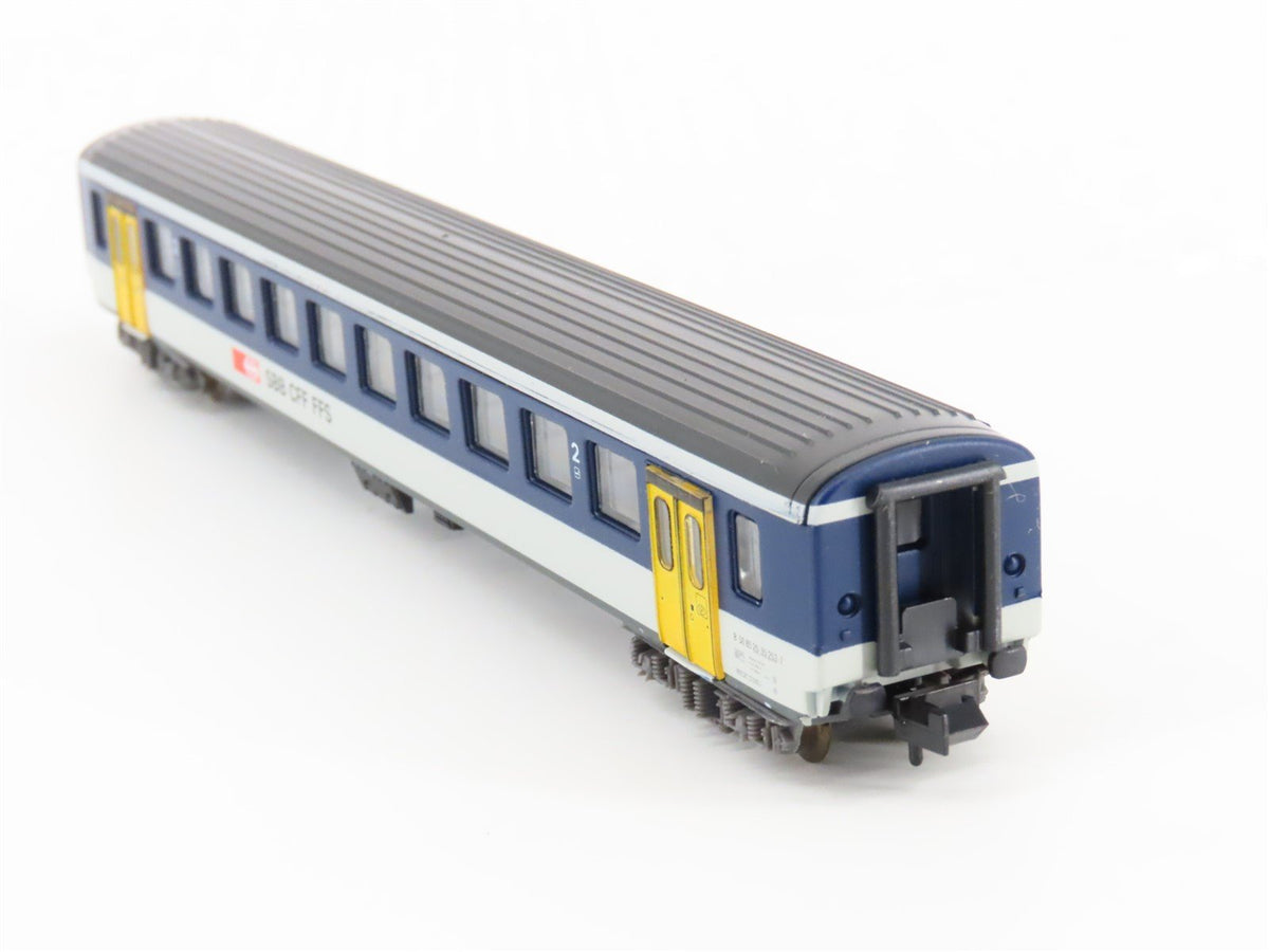 N Arnold 3258 SBB CFF FFS Swiss Federal Railways 2nd Class Passenger #2035253