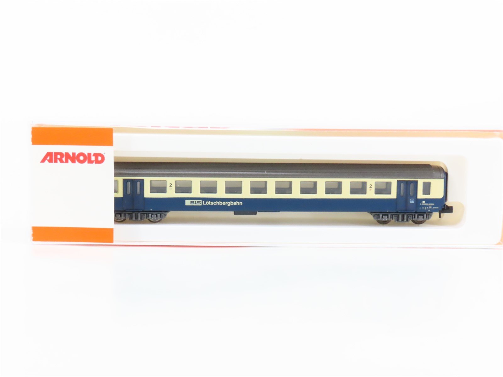 N Scale Arnold 3254 BLS Lotschbergbahn 2nd Class Passenger #2033708