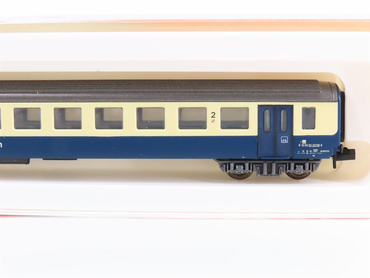 N Scale Arnold 3254 BLS Lotschbergbahn 2nd Class Passenger #2033708